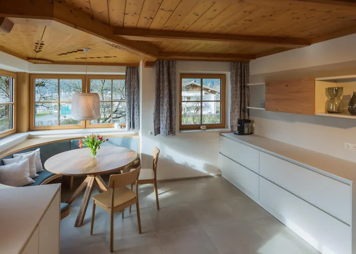 Haus Hager Inge * 엘마우